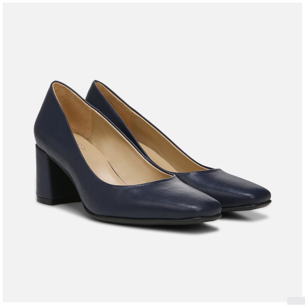 Naturalizer Warner Pump Slip-On Block Heel